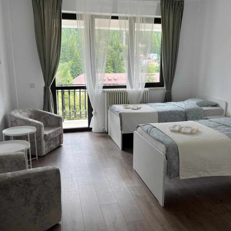 WhatsApp Image 2024-09-19 at 14.45.25 (1)